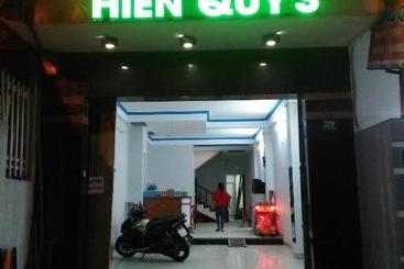 مُتل Nhà Nghỉ Hiền Quý 3