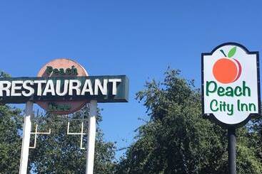 酒店 Peach City Inn   Marysville/yuba City