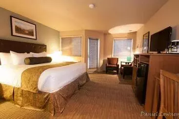 Meadow Lake Resort & Condos