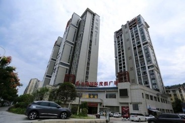 پانسیون Flower House