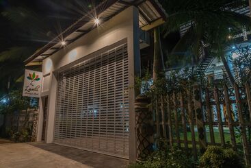 Bed and Breakfast L S Lanka