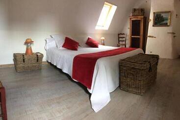 Turistlägenheter Le Logis De Contie