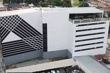 فندق Dela Inn Andradas