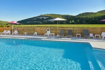 Hotelli Hôtel Les Gabarres