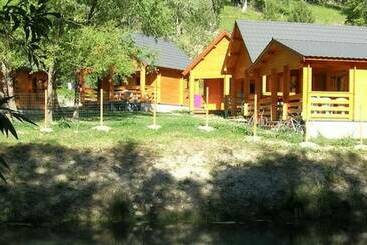 ホテル Camping, Hôtel De Plein Air Les Cariamas