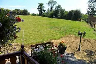 Hotelli Gite Hôtel Chambre D  Hôtes Et Roulottes Et Du Ternois