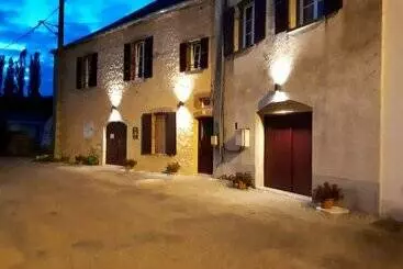 Majatalo Au Foudre Du Bazois