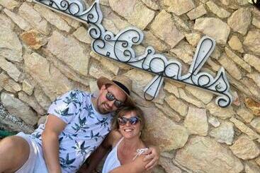 بنسيون Les Cigales