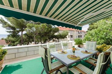 관광객 아파트 Apartments Katica