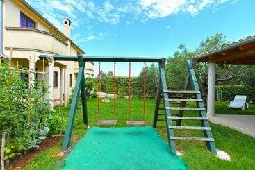 Apartamenty turystyczne Apartment 739