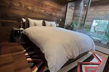 Majatalo Guest House Maison De Stuffmarket