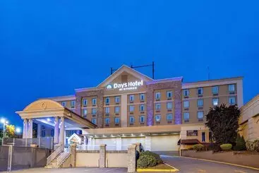 Days Hotel By Wyndham North Bergen