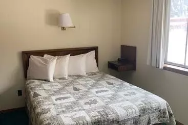 Отель Ponderosa Lodge