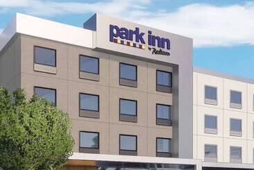 هتل Park Inn By Radisson Bournemouth