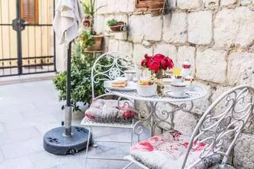 Apartamenty turystyczne Emperor S Suites