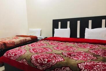 Hotel Shree Hari Castle