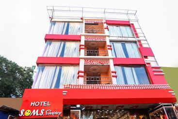 Hotel Spot On 44297 Som S Empire