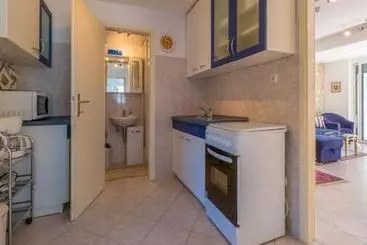 ツーリストアパートメント House Lipert