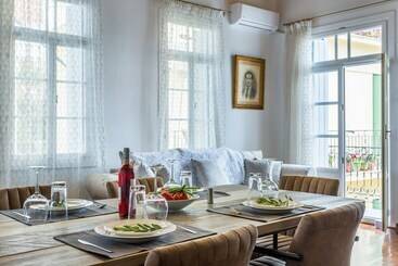 آپارتمانهای توریستها Evagelia Villas And Apartments