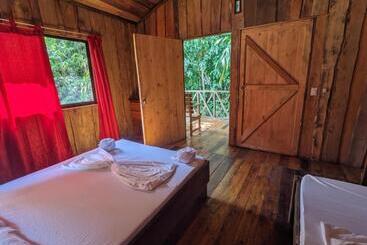 ホテル Citronela Lodge Corcovado