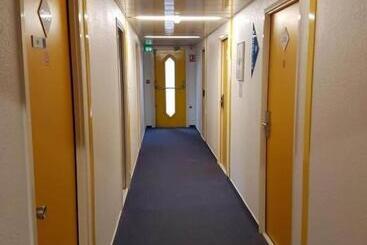 Hotel Holiday Lyon Est