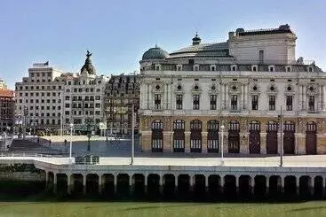 Majatalo Casual Arriaga