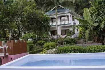Evergreen Apartments