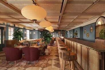 فندق Faraway Nantucket