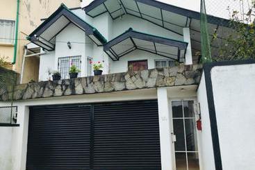 پانسیون Jungle Front Dungalow Nuwara Eliya