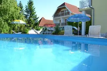 Bed and Breakfast Guest House Silatti   Apartments