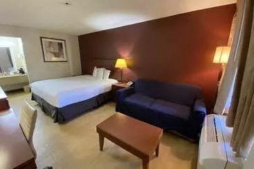 فندق Days Inn & Suites By Wyndham Bossier City