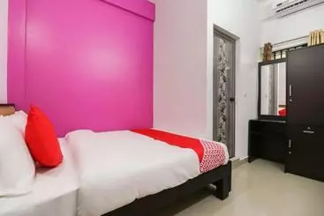 هتل Oyo 67456 Thaza