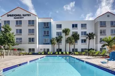 בית מלון כפרי Springhill Suites Port Saint Lucie