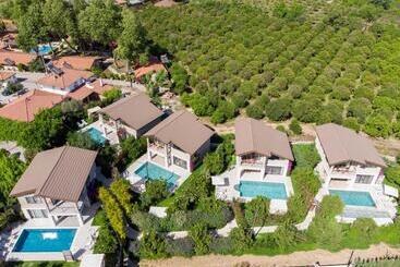 관광객 아파트 Volans Suites Villas