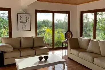 ホテル Teanehi Bed & Breakfast