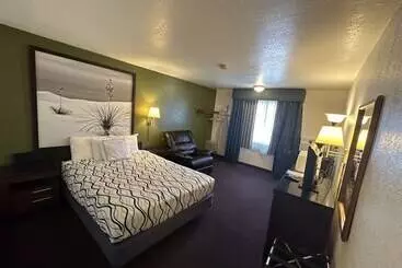 汽车旅馆  Simple Rewards Inn