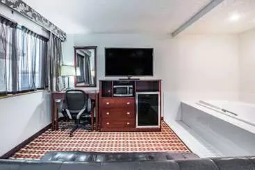 Motel Super 8 By Wyndham Harlingen Tx