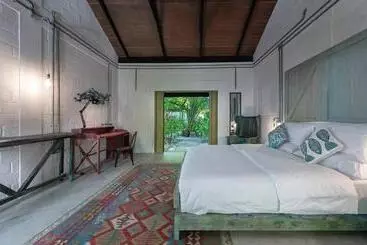 Hotel Mi Lugar Maldives