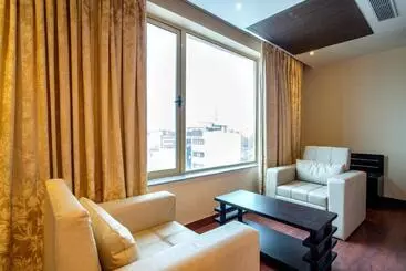 Hotel Vivanta Jamshedpur, Golmuri