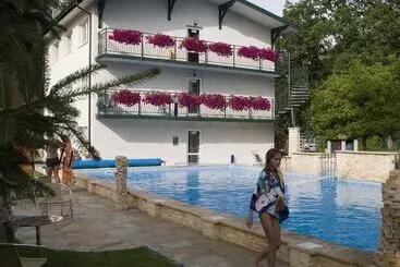 Majatalo Apartamenty Amber