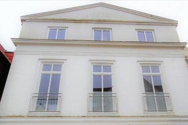 Rooming24, Kleine Pension