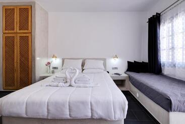 Pensionat Beach Houses Santorini