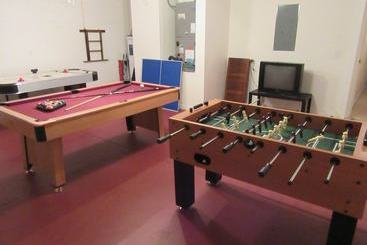 ツーリストアパートメント R1 Sandy Ridge 4 Bed / 3 Bath