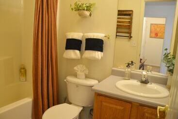 بيت The Woolly Bugger Inn