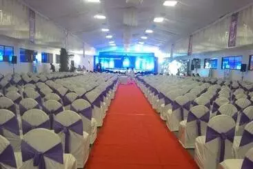 Hotel The Emerald Park