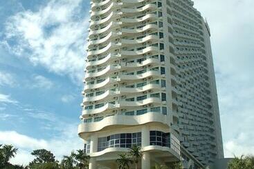 Hôtel Expat's Nook Beach Resort