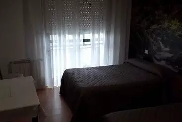 Pension Hostal Y Albergue Carpinteiras
