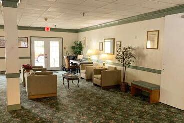 בית מלון כפרי Surrey Inn Ashland