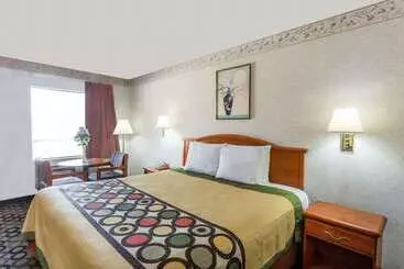 فندق على الطريق Super 8 By Wyndham Ashburn