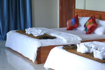 Intanou Boutique Hotel Kampot